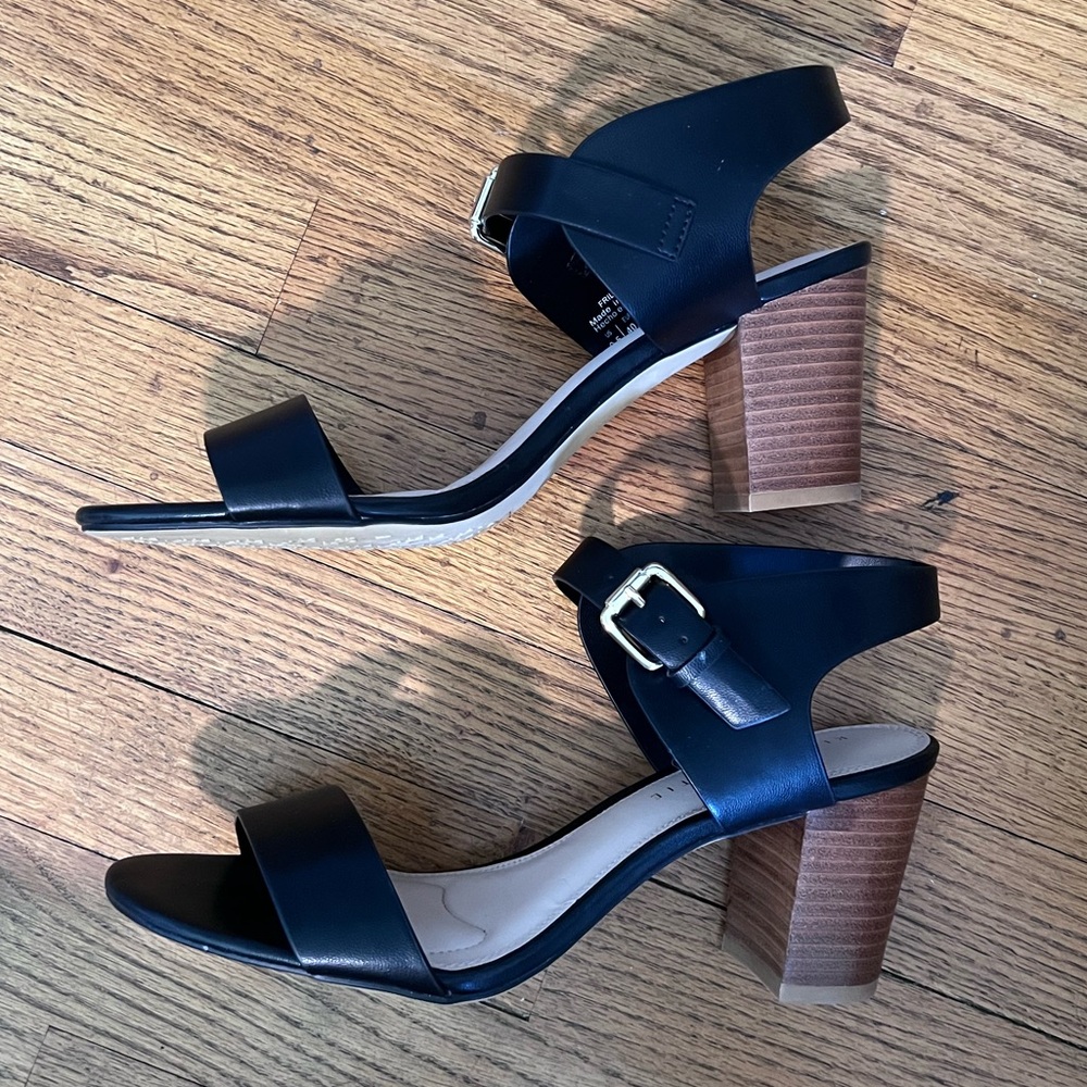 Kelly & Katie Block Heels 9.5